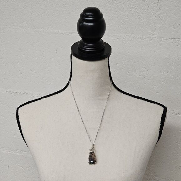 Turkish Stick Agate Necklace in Silver Handmade Pendant Gemstone Woodland Fairy - Picture 2 of 7